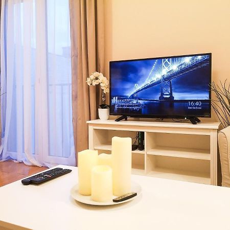 Filinhome Papa Suite 3 Novi Sad Bagian luar foto