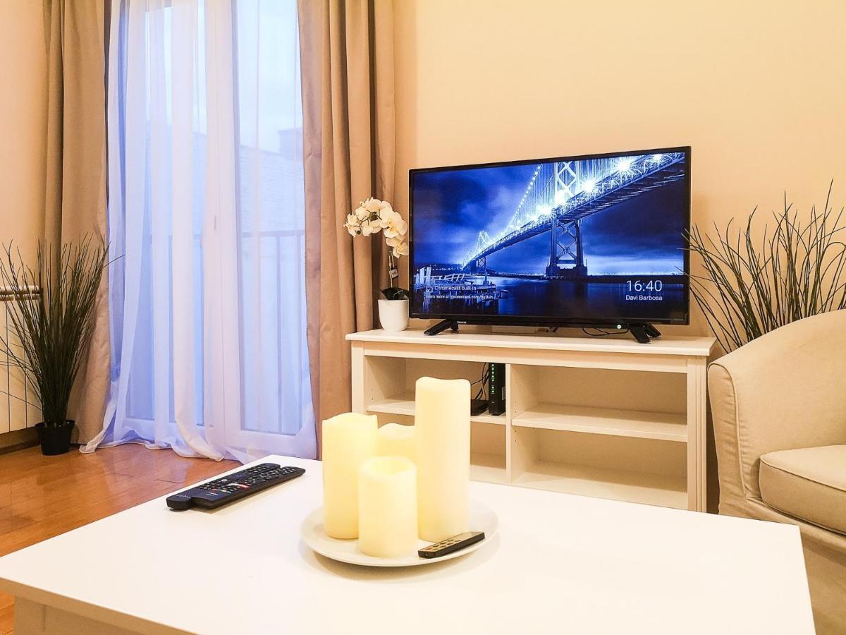 Filinhome Papa Suite 3 Novi Sad Bagian luar foto