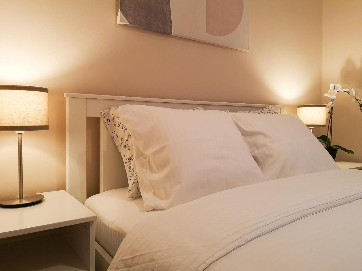 Filinhome Papa Suite 3 Novi Sad Bagian luar foto