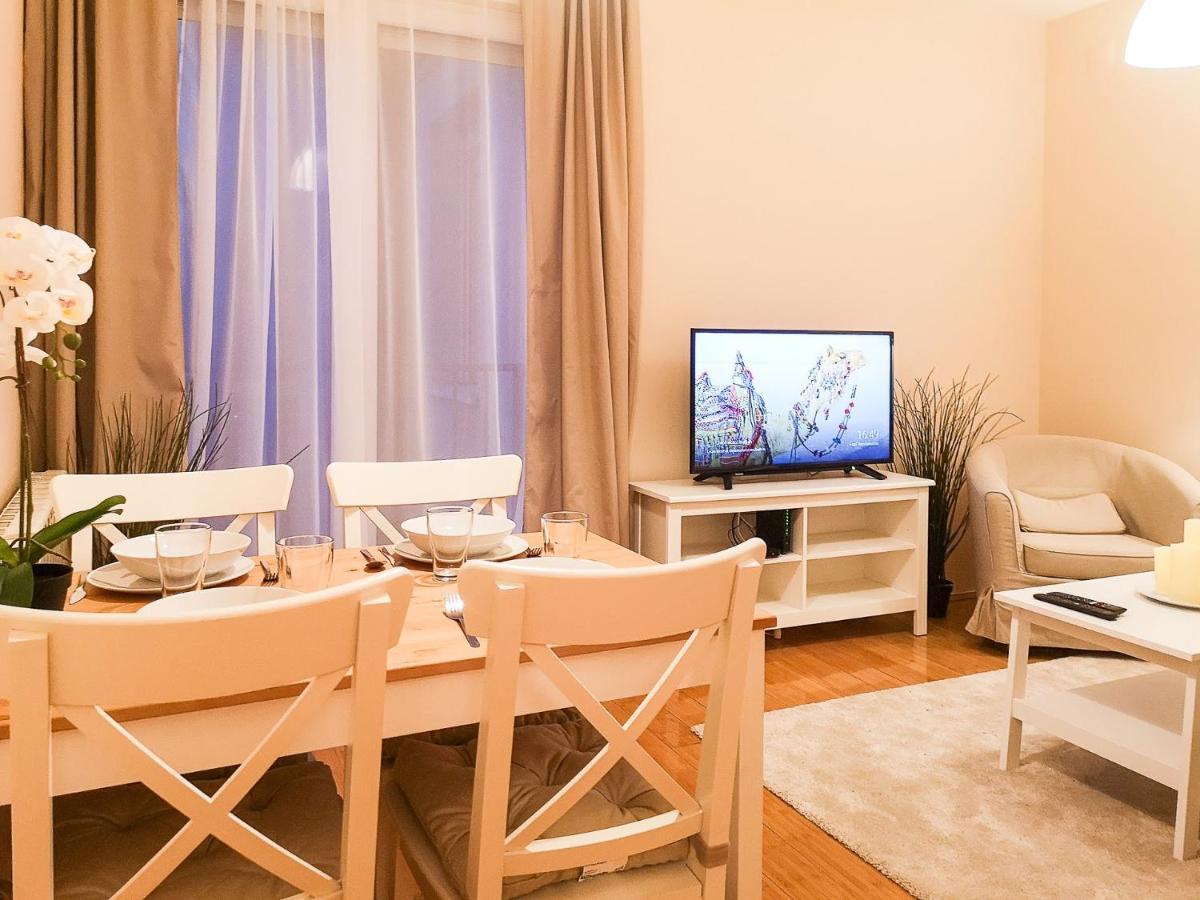 Filinhome Papa Suite 3 Novi Sad Bagian luar foto